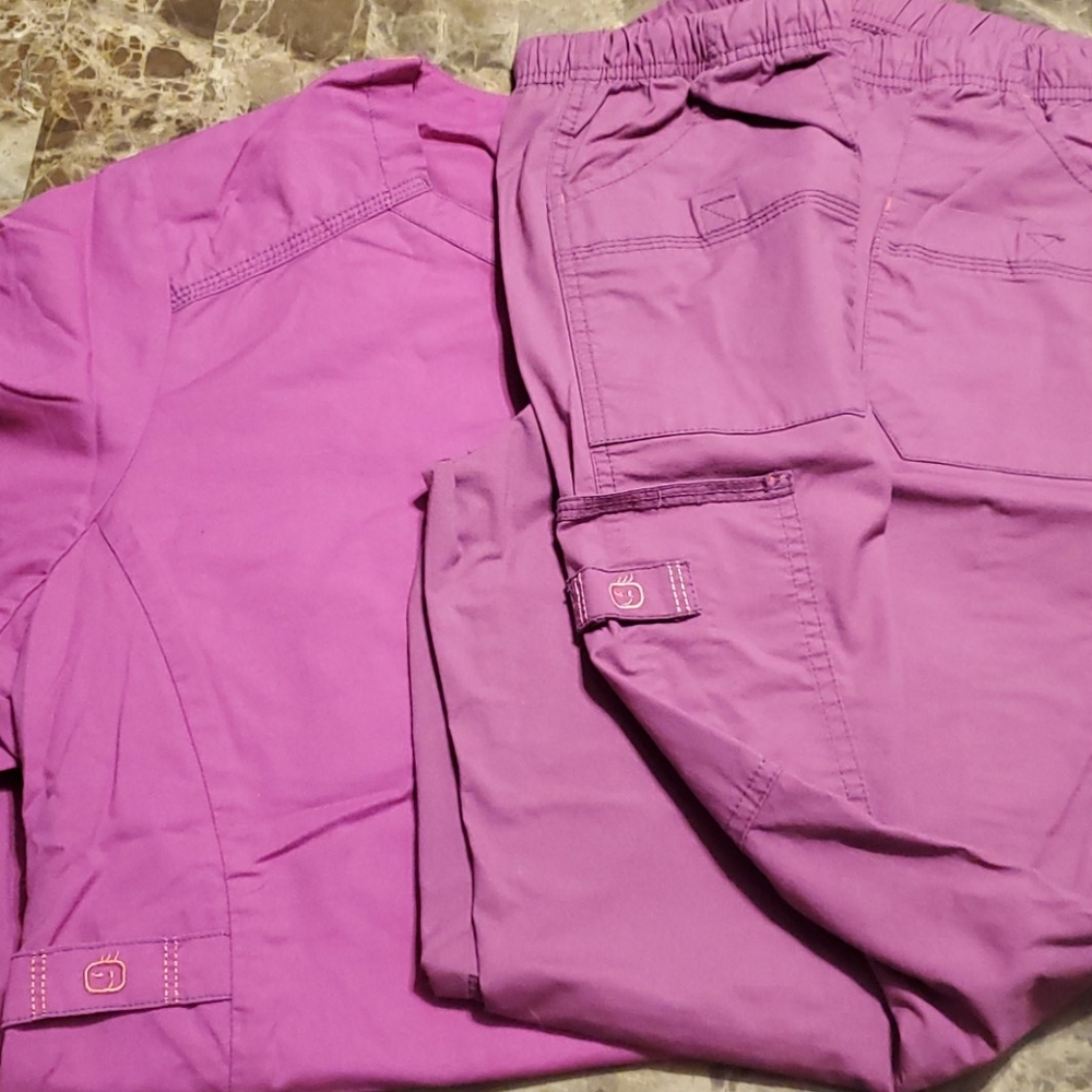 Wonderflex scrub sey